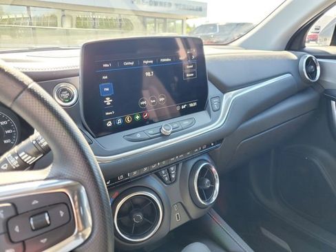 Certified 2024 Chevrolet Blazer LT w/ Convenience Package FWD image 29