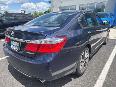 Used 2015 Honda Accord Sport image 4