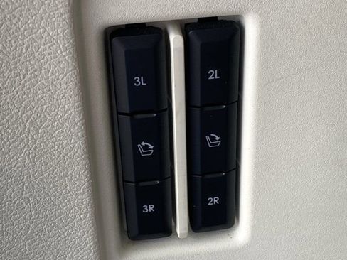 Used 2022 Lincoln Navigator L Black Label AWD/4WD image 7