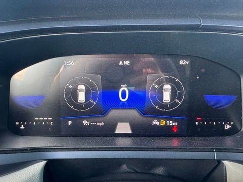 Used 2024 Volkswagen Taos SE FWD image 13