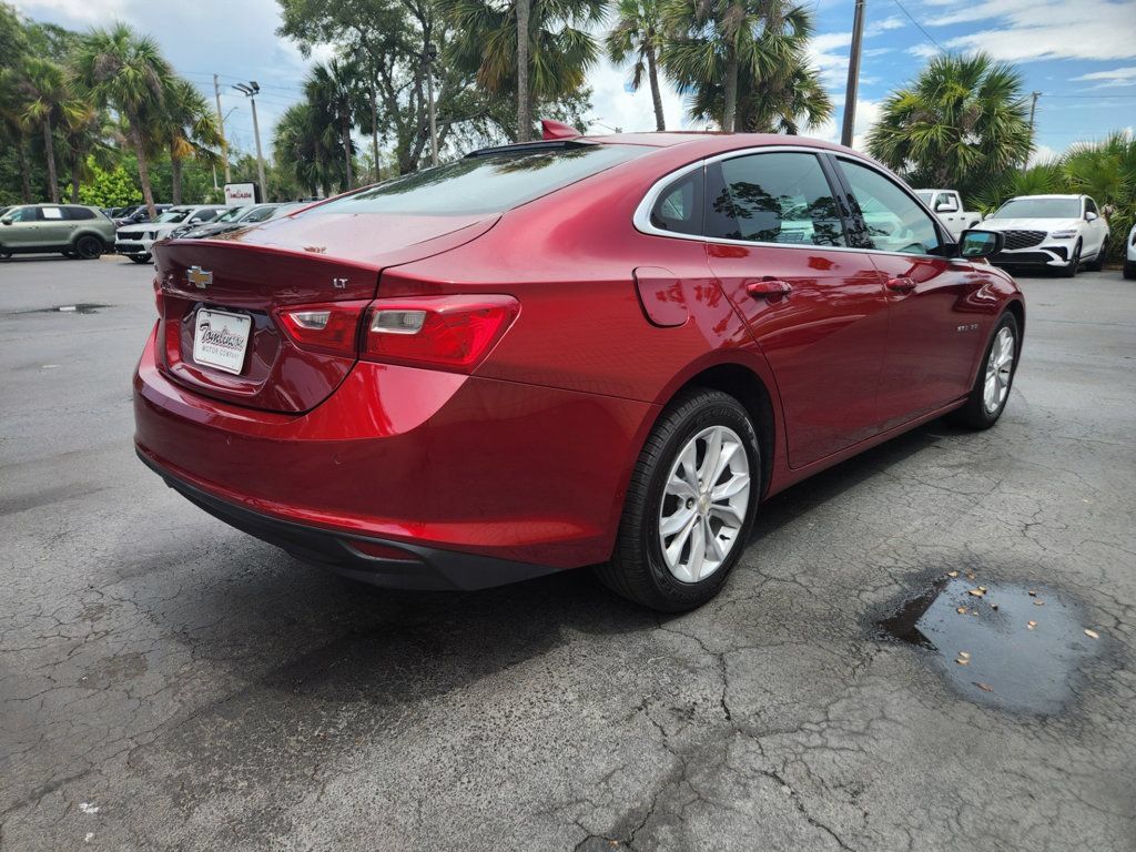 Used 2025 Chevrolet Malibu LT FWD image 5