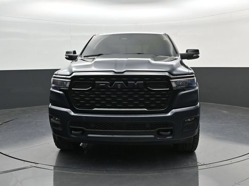 Used 2025 RAM 1500 Big Horn AWD/4WD image 3
