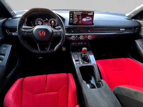 Used 2025 Honda Civic Type R image 7