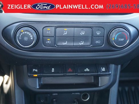 Used 2022 Chevrolet Colorado LT w/ Fleet Safety Package AWD/4WD image 20