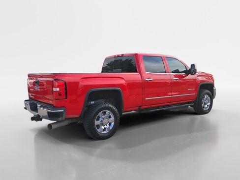 Used 2018 GMC Sierra 2500 SLT w/ Duramax Plus Package AWD/4WD image 5