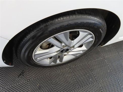 Used 2020 Hyundai Elantra SEL w/ Cargo Package (C1) FWD image 8