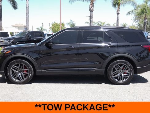 Used 2025 Ford Explorer ST w/ Sun And Sound Package AWD/4WD image 5