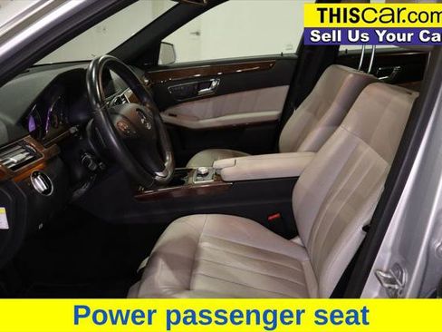 Used 2011 Mercedes-Benz E 550 4MATIC Sedan image 21