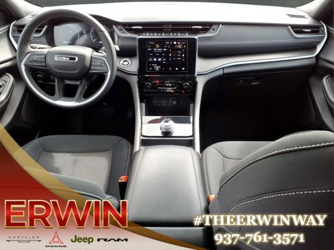 Certified 2024 Jeep Grand Cherokee Laredo X w/ Luxury Tech Group I AWD/4WD image 24