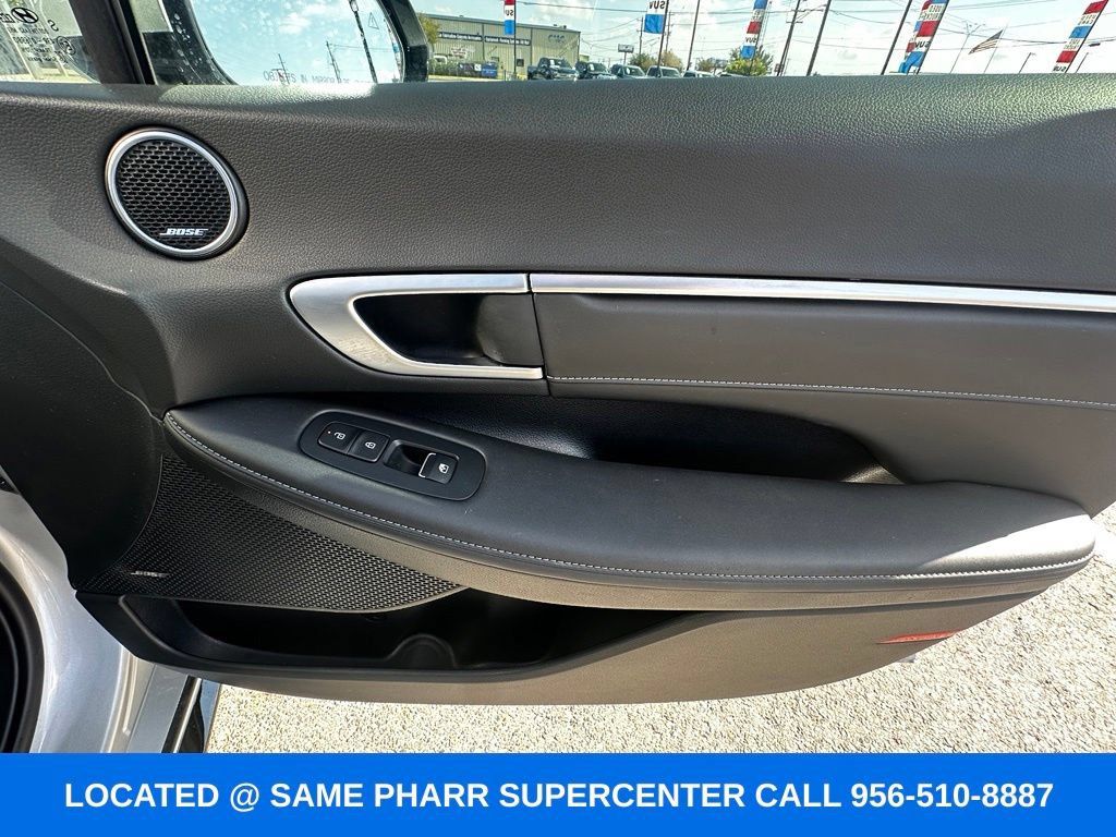 Used 2025 Hyundai Sonata Limited FWD image 35