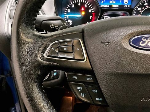 Used 2017 Ford Escape SE w/ Equipment Group 201A image 11