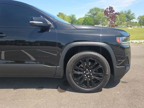 Used 2023 GMC Acadia SLT w/ Elevation Edition AWD/4WD image 4
