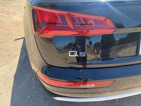 Used 2019 Audi Q5 2.0T Premium image 12