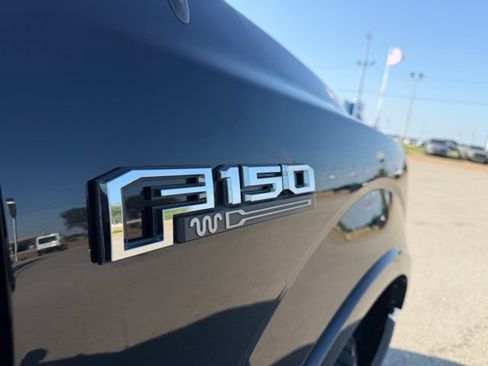 Used 2017 Ford F150 King Ranch w/ Equipment Group 601A Luxury AWD/4WD image 10