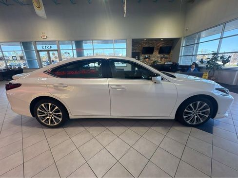 Used 2021 Lexus ES 250 w/ Premium Package AWD/4WD image 14