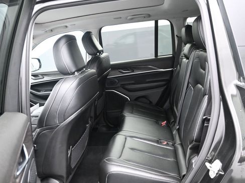 Used 2024 Jeep Grand Cherokee Limited 4xe image 16