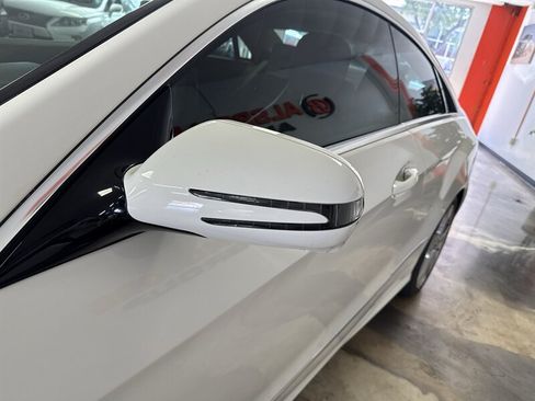 Used 2010 Mercedes-Benz E 550 Coupe image 14