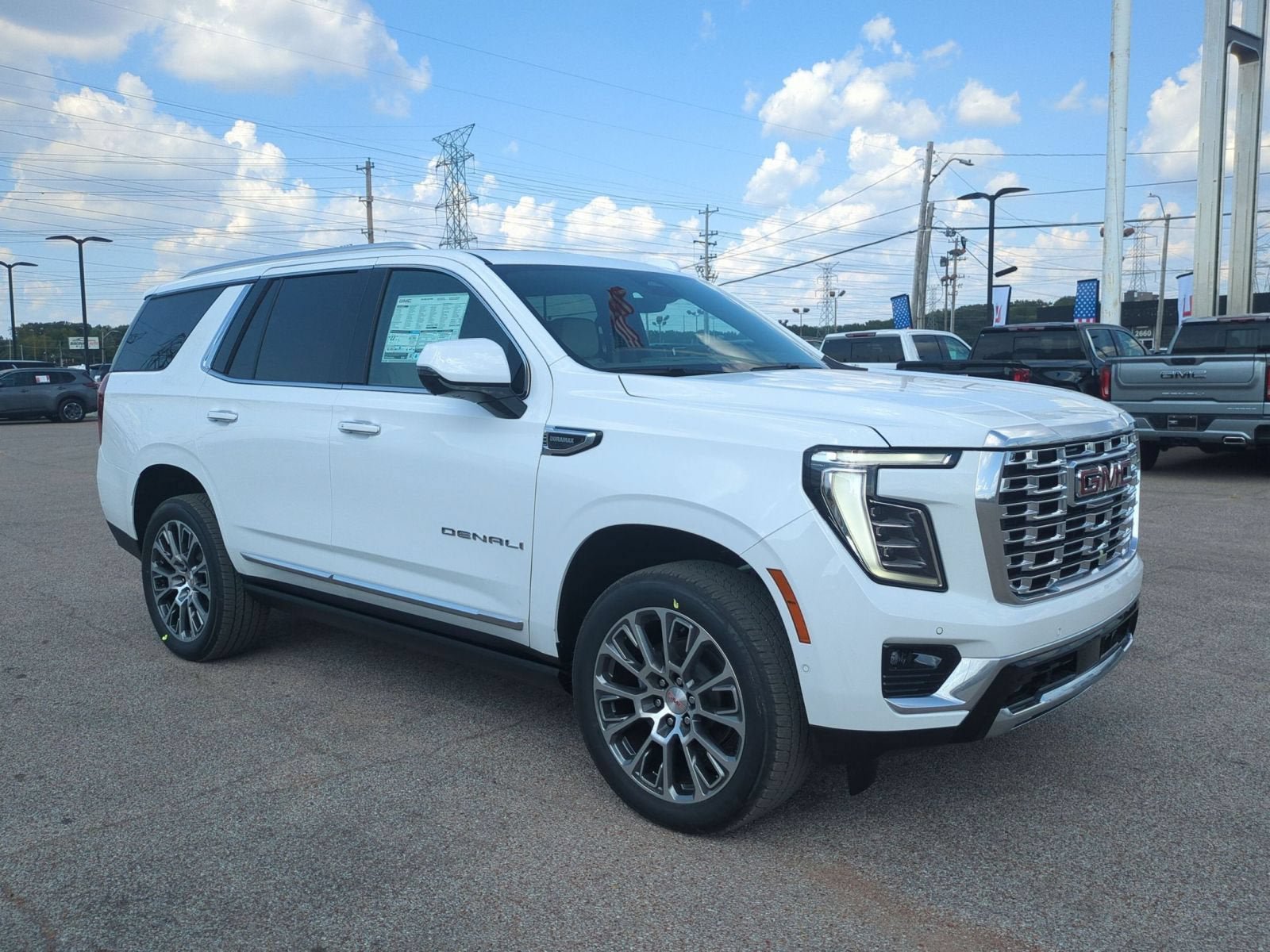 New 2026 GMC Yukon Denali w/ Denali Reserve Package AWD/4WD image 8
