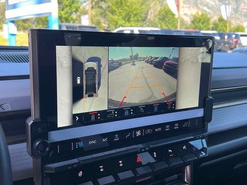 Used 2024 GMC Hummer EV 2X w/ Extreme Off-Road Package AWD/4WD image 33