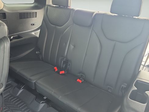 Used 2025 Hyundai Palisade SEL AWD/4WD image 21