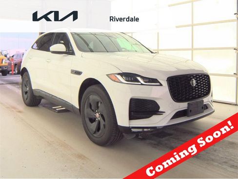 Used 2022 Jaguar F-PACE S image 1