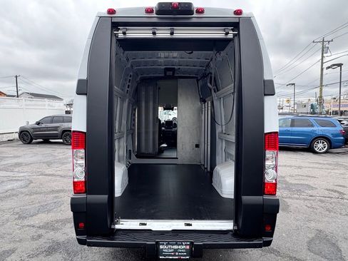 Used 2024 RAM ProMaster 3500 FWD image 7