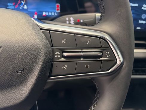 New 2026 Chevrolet Equinox LT image 17