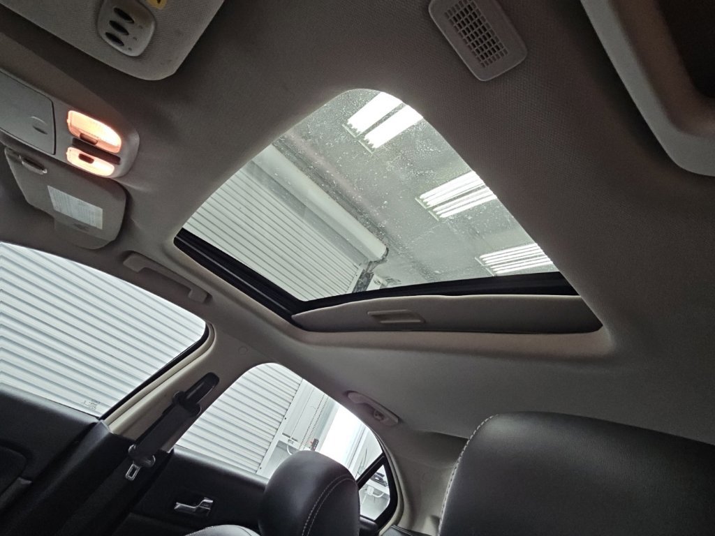 Used 2012 Ford Fusion SEL FWD image 23