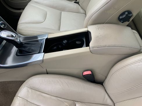 Used 2013 Volvo S60 T5 image 12