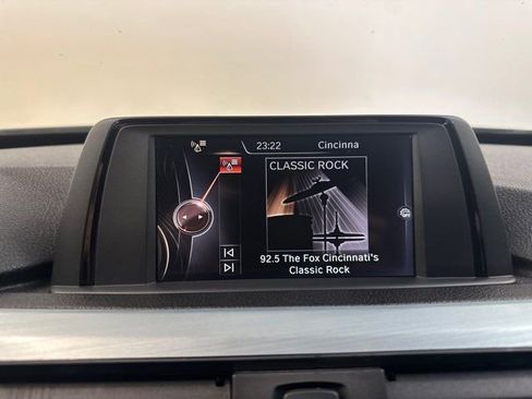 Used 2016 BMW 335i Gran Turismo xDrive image 25