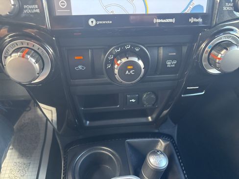 Used 2021 Toyota 4Runner TRD Off-Road Premium image 19