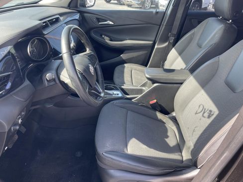Used 2023 Buick Encore GX Select w/ Sport Touring Package FWD image 5