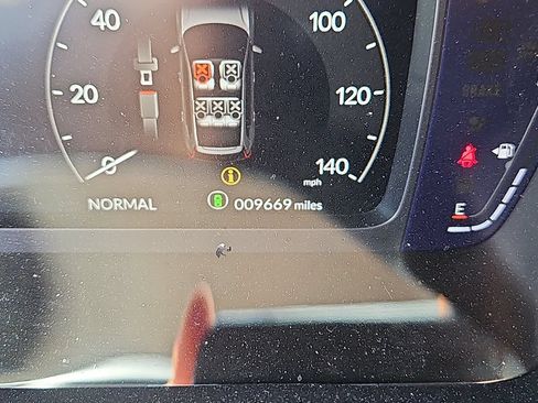 Used 2026 Honda CR-V EX-L image 13