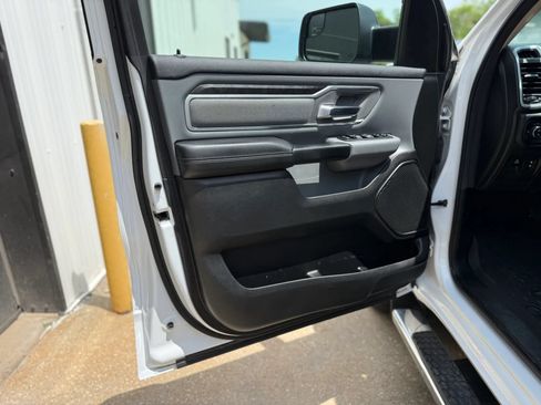 Used 2019 RAM 1500 Big Horn AWD/4WD image 15