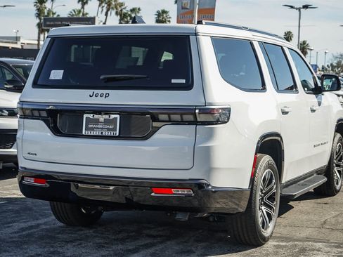 New 2026 Jeep Grand Wagoneer 4WD image 4