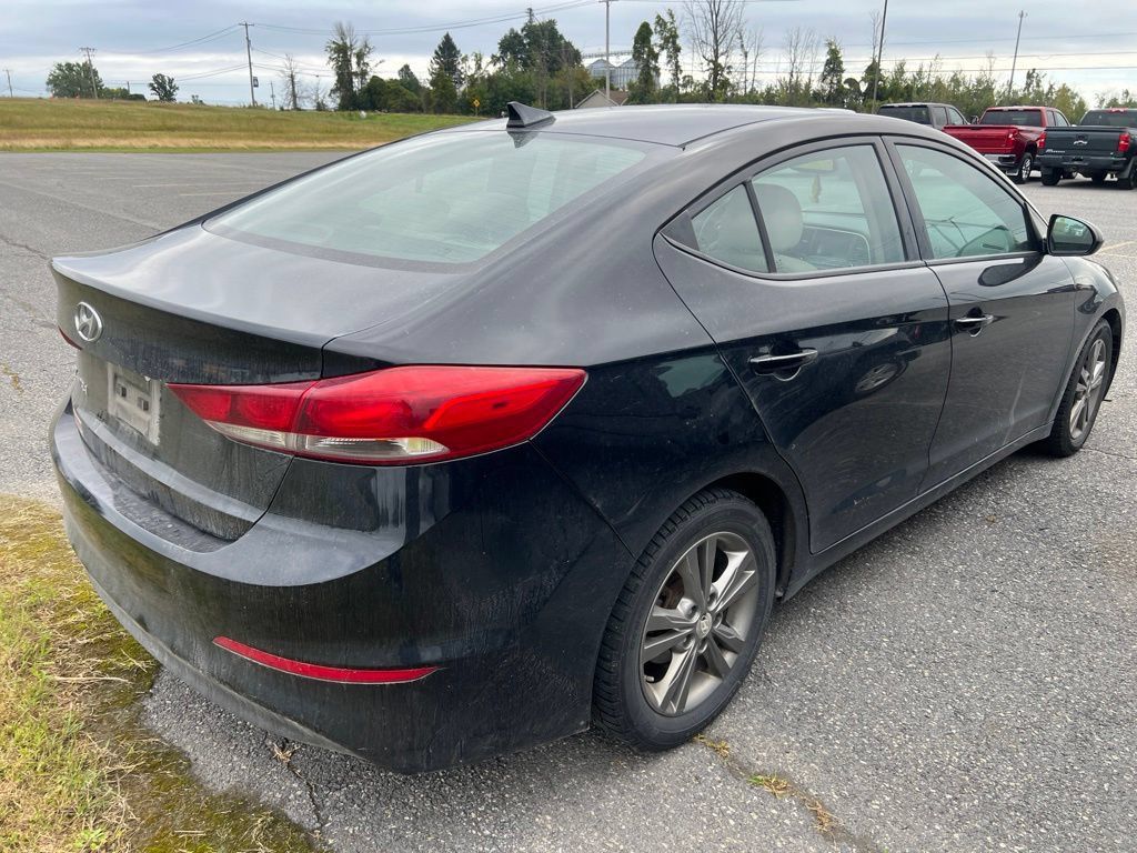 Used 2018 Hyundai Elantra SEL FWD image 3