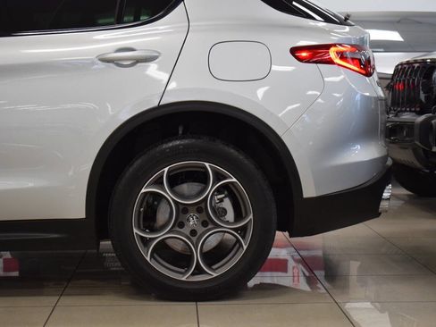 Used 2021 Alfa Romeo Stelvio Sprint w/ Nero Edizione image 17