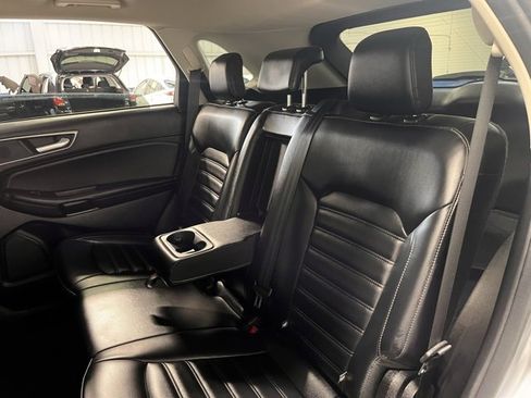Used 2023 Ford Edge SEL image 17