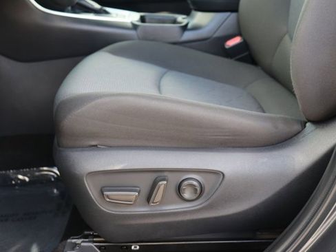 Used 2025 Toyota RAV4 XLE image 11