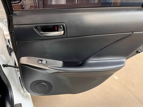 Used 2022 Lexus IS 350 F Sport image 13