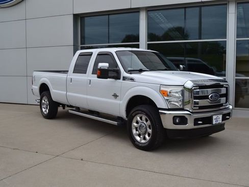 Used 2011 Ford F350 Lariat w/ Lariat Interior Pkg AWD/4WD image 2