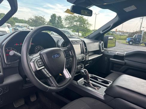 Used 2020 Ford F150 XLT w/ Equipment Group 302A Luxury AWD/4WD image 16