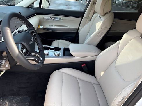 New 2026 Genesis GV70 2.5T Select AWD/4WD image 9