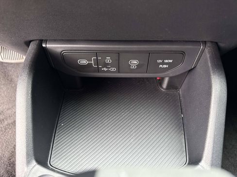 Used 2025 Kia K4 FWD image 29