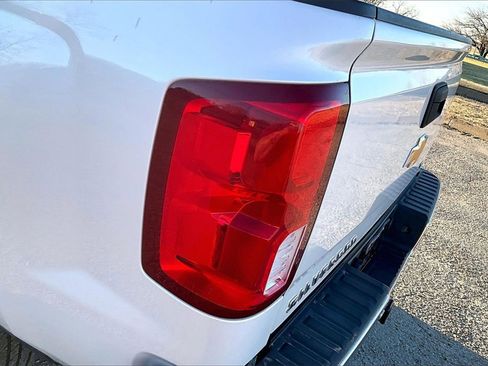 Used 2018 Chevrolet Silverado 1500 LTZ w/ Texas Edition image 32