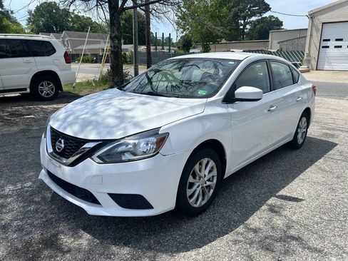 Used 2019 Nissan Sentra SV FWD image 4