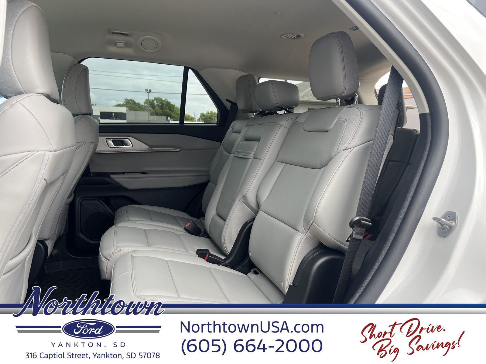 Used 2026 Ford Explorer Active w/ Active Comfort Package AWD/4WD image 27
