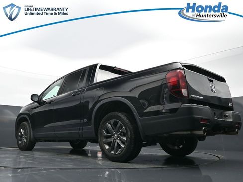 Used 2023 Honda Ridgeline Sport image 32