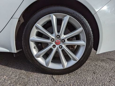 Used 2017 Jaguar XF R-Sport AWD/4WD image 49