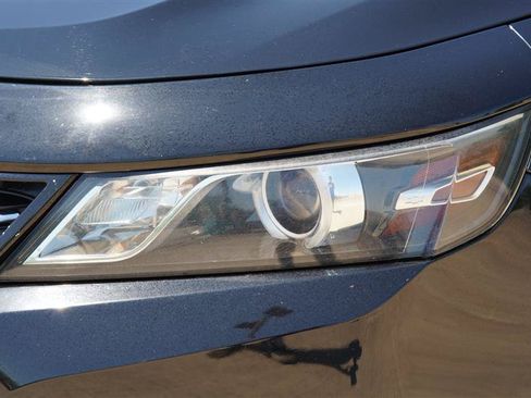 Used 2017 Chevrolet Impala Premier FWD image 29